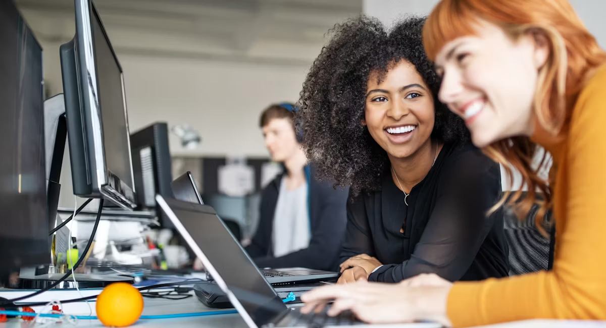 six-qualities-professionals-must-have-for-a-positive-online-reputation